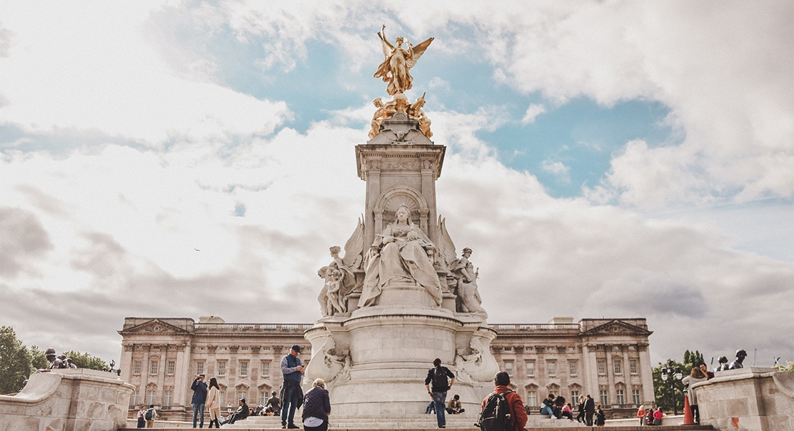 The monarchy changes but the Lord reigns forever - Affinity